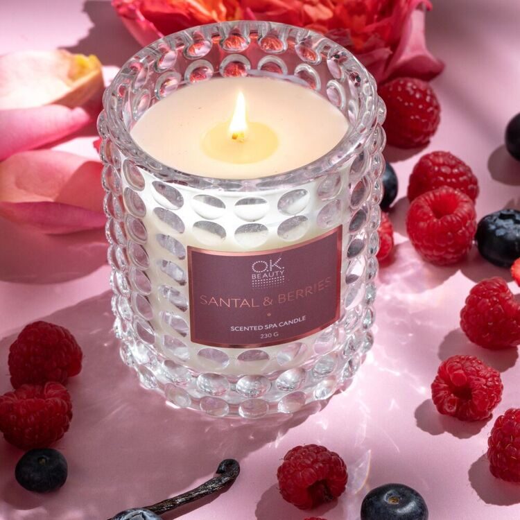 Ароматическая СПА свеча SCENTED SPA CANDLE SANTAL & BERRIES OK BEAUTY
