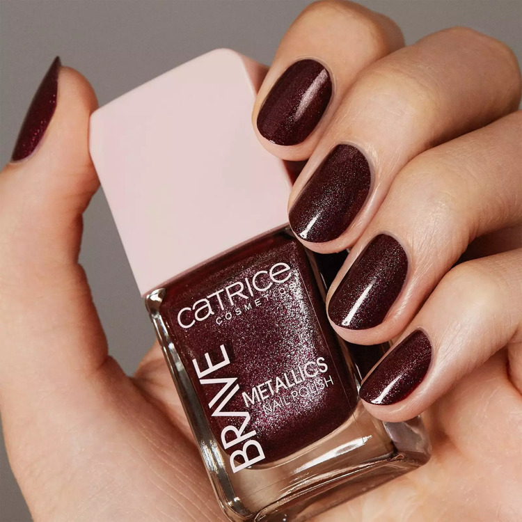 Лак для ногтей CATRICE Brave Metallics Nail Polish 04 Love You Cherry Much  938006