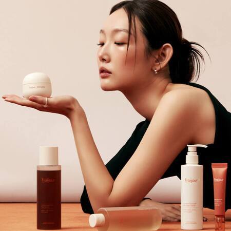 Fraijour-Alchemic-Ginsenoside-Oil-to-Foam-Cleanser_